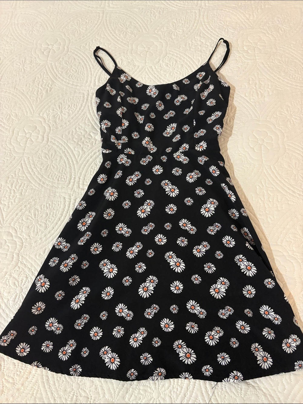 Backless Black Daisy Print Spaghetti Strap Dress